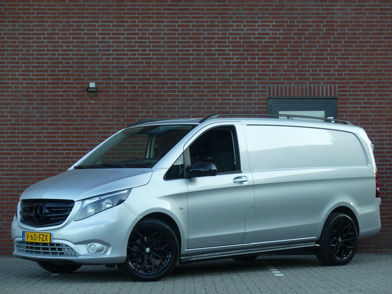 Mercedes-Benz Vito - 114 CDI Lang Camera/Cruise control/Airco - AutoWereld.nl