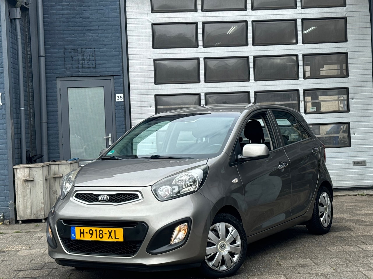 Kia Picanto - 1.0 CVVT EconomyLine | Airco | CarPlay | 5-DRS - AutoWereld.nl