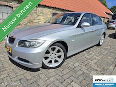 BMW 3-serie - 318i Edition lees tekst