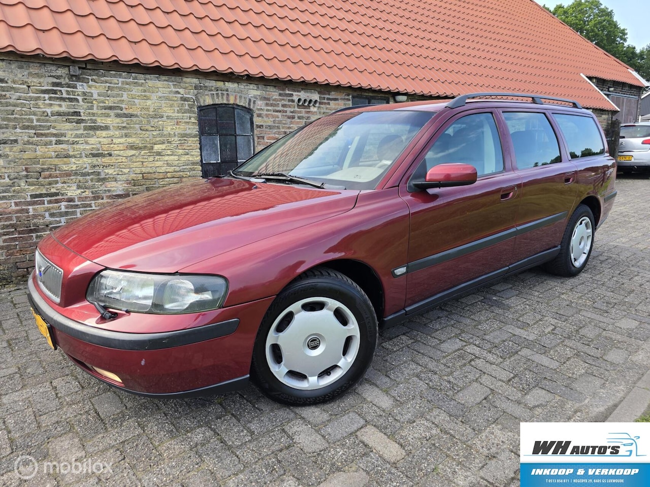 Volvo V70 - 2.4 Comfort Line 2.4 Comfort Line - AutoWereld.nl