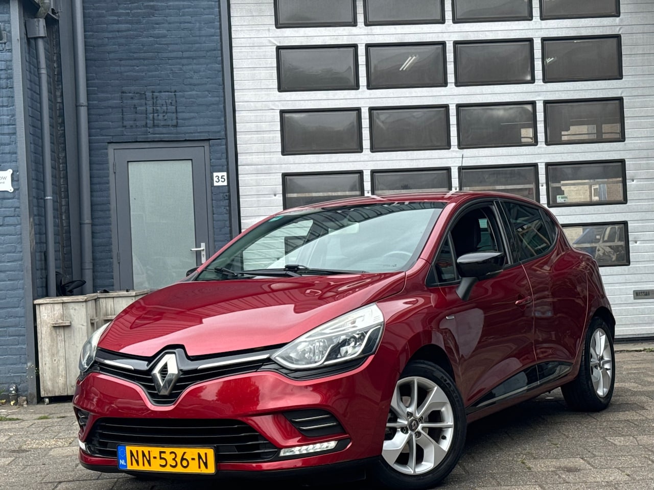Renault Clio - 1.2 Night & Day | Clima | Cruise | Navi| Keyless | N.A.P - AutoWereld.nl