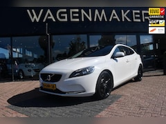 Volvo V40 - 1.6 T3 Momentum Clima|Cruise|PANO|NAVI|LEDER