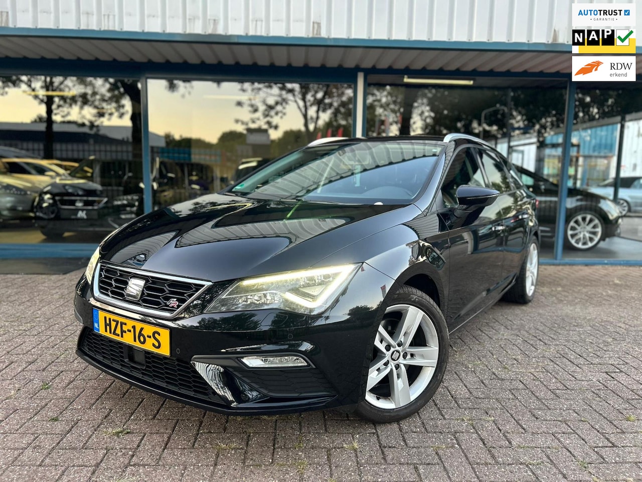 SEAT Leon ST - 1.8 TSI FR|Alcantara|Trekhaak|LED|DAB+|PDC - AutoWereld.nl