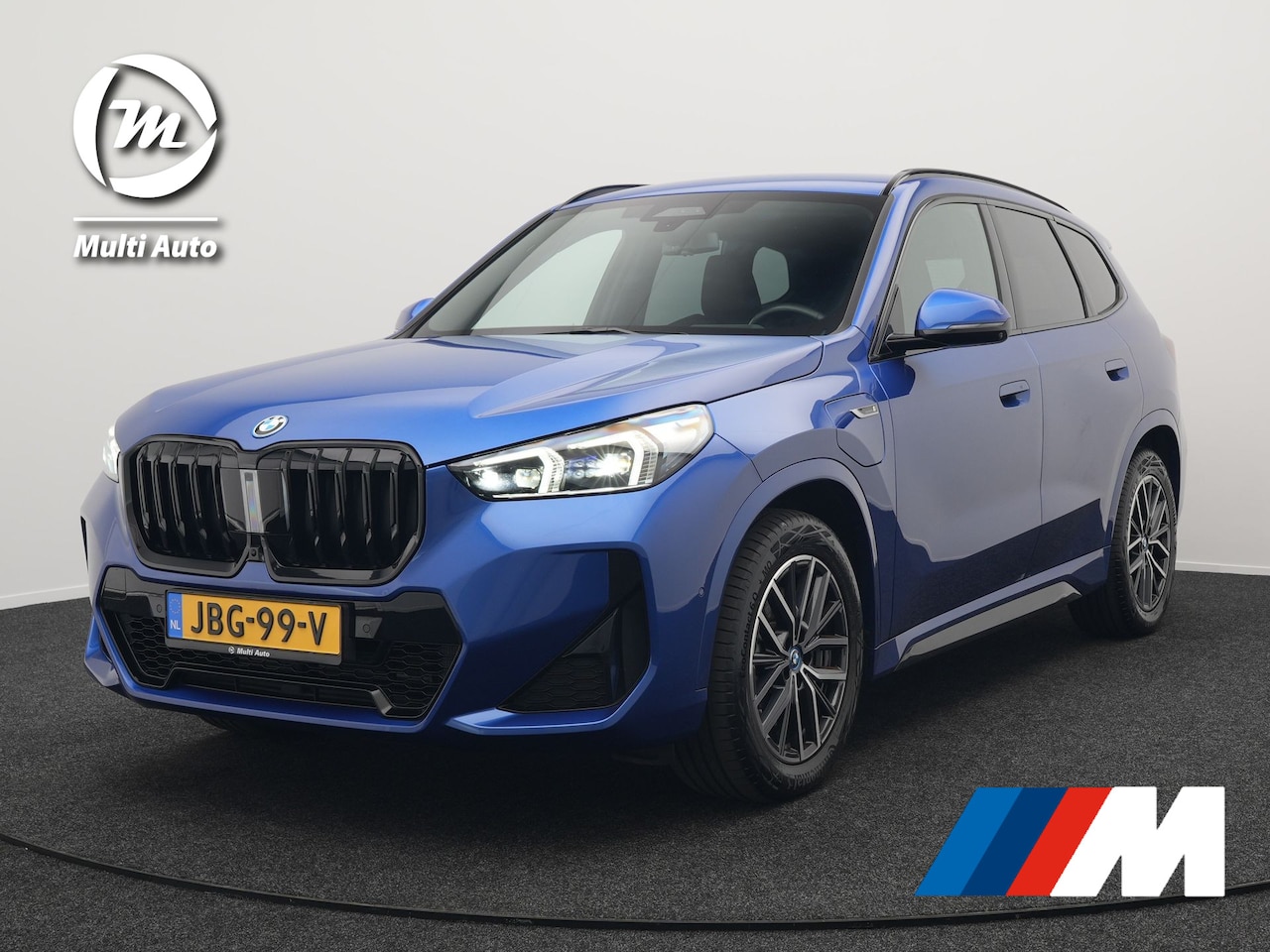 BMW X1 - xDrive30e M Sport Plug In Hybrid 327pk Dealer O.H PHEV | Head Up | Adaptive Cruise | M Spo - AutoWereld.nl