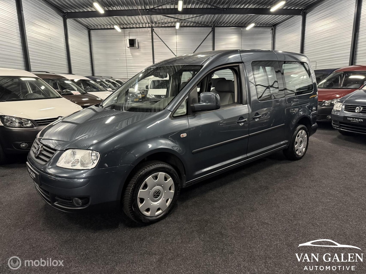 Volkswagen Caddy Maxi - 1.6 Comfort 7p. Airco|Pdc|Apk - AutoWereld.nl