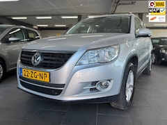 Volkswagen Tiguan - 2.0 TDI Track&Field 4Motion automaat Clima cruise Control lm-velgen elektrische pakket pdc