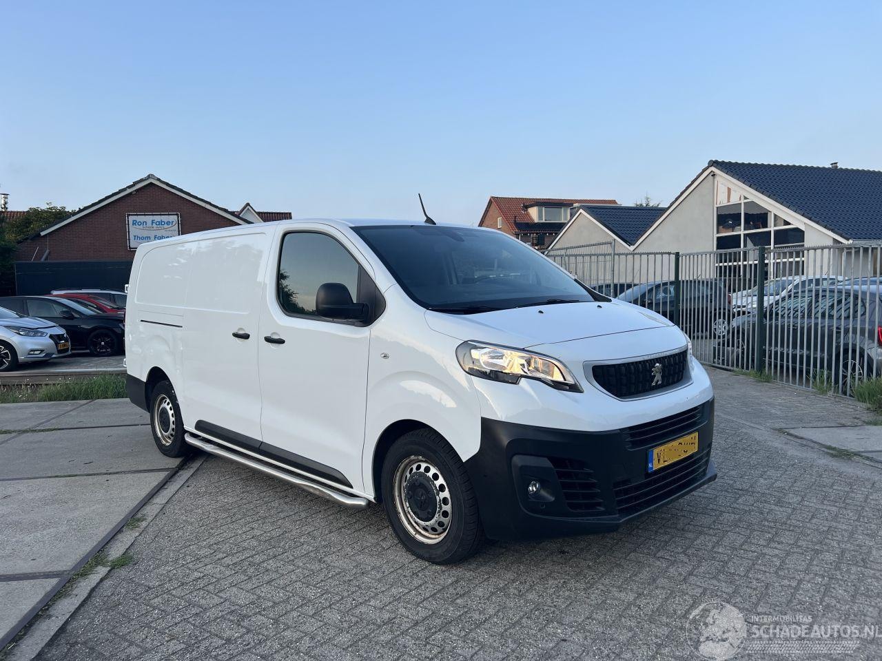 Peugeot Expert - 2.0 BlueHDI 120 Long Asphalt | 88.300 km!! - AutoWereld.nl