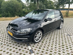 Volkswagen Golf - 1.0 TSI Comfortline VW golf met stoelverwarming, bediening aan het stuur, Apple car play