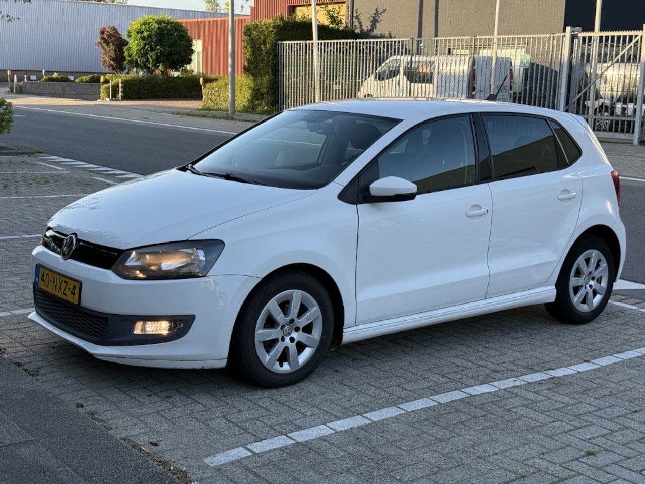 Volkswagen Polo - 1.2 TDI 75PK BlueMotion RNS310 Navi Climatronic - AutoWereld.nl