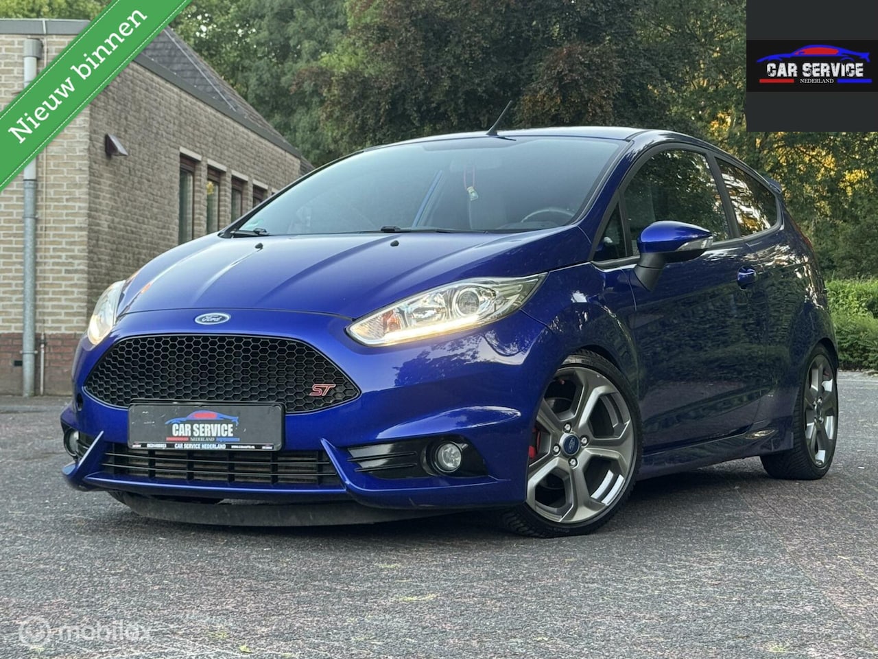 Ford Fiesta - 1.6 ST2/220PK/LED/NAVI/LMV/STLVW/NETTE STAAT - AutoWereld.nl
