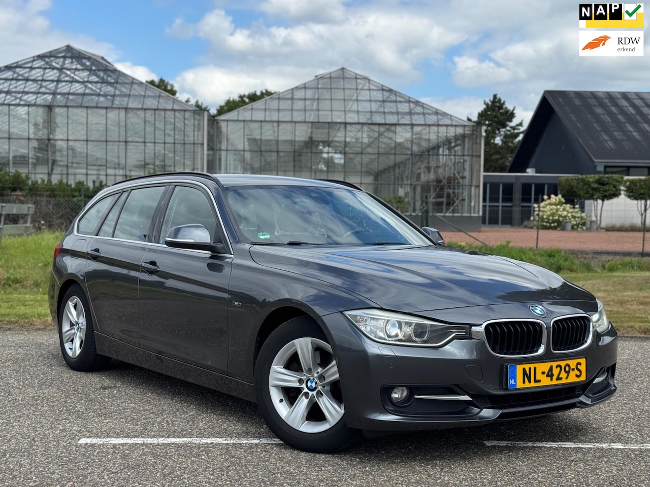 BMW 3-serie Touring - 320d EfficientDynamics Edition High Executive Navi | Leder | Cruise | Trekhaak - AutoWereld.nl