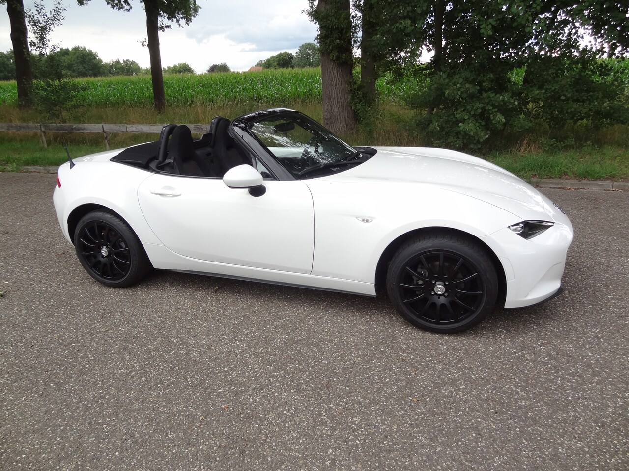 Mazda MX-5 - 1.5 SkyActiv-G 131 TS 28851 km Edition velgen Apple Carplay Navi nwe Apk Metalic Wit