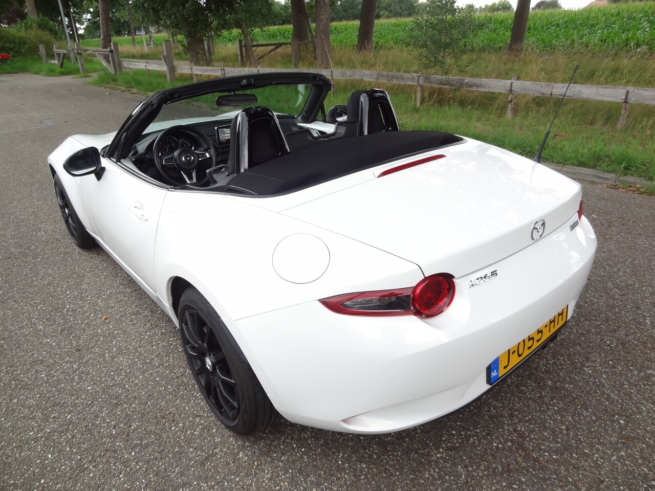 Mazda MX-5 - 1.5 SkyActiv-G 131 TS 28851 km Edition velgen Apple Carplay Navi nwe Apk Metalic Wit