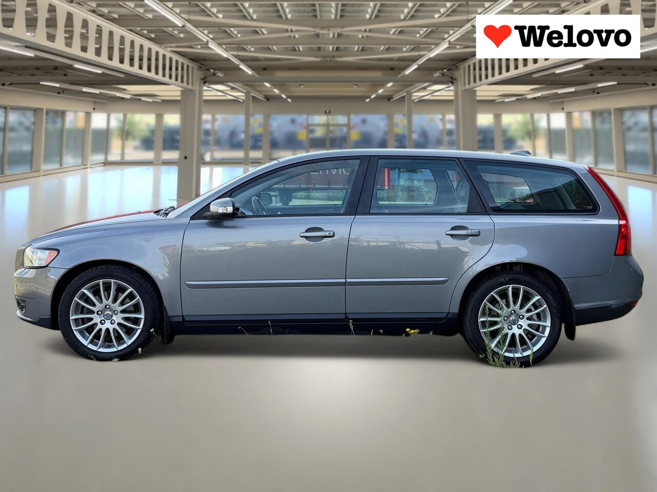 Volvo V50 - 2.4 Edition II Dealer onderhouden met garantie - AutoWereld.nl