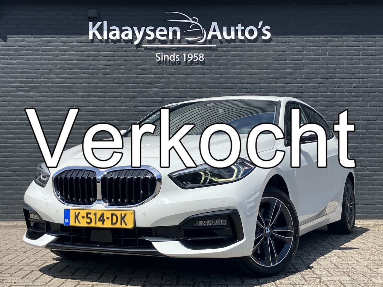 BMW 1-serie - 118i Executive Edition 140 pk | dealer onderhouden | navigatie | sportstoelen | led koplam - AutoWereld.nl