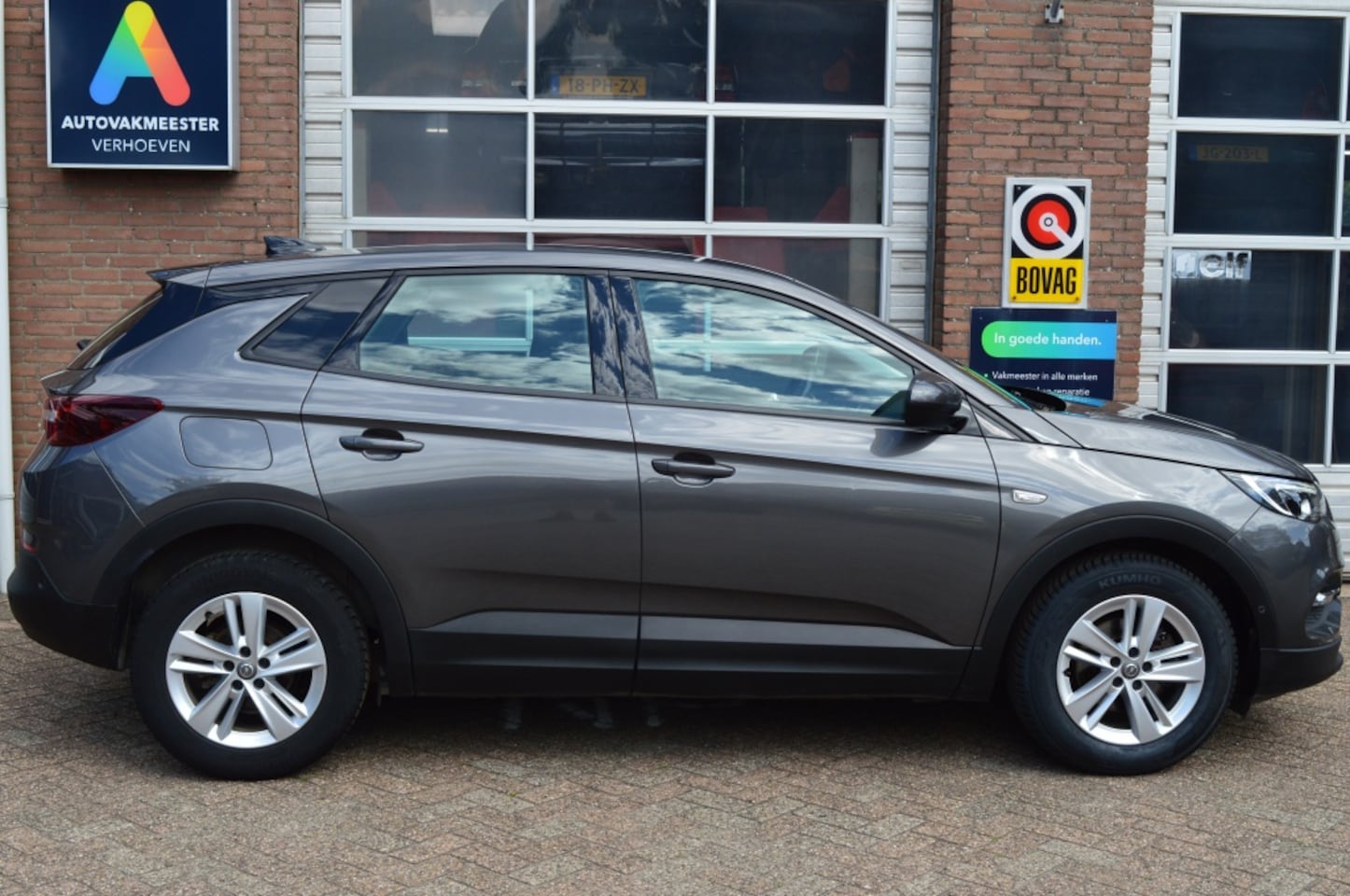 Opel Grandland X - XOpel Grandland - 1.2 T 1.2 Turbo Elegance - AutoWereld.nl