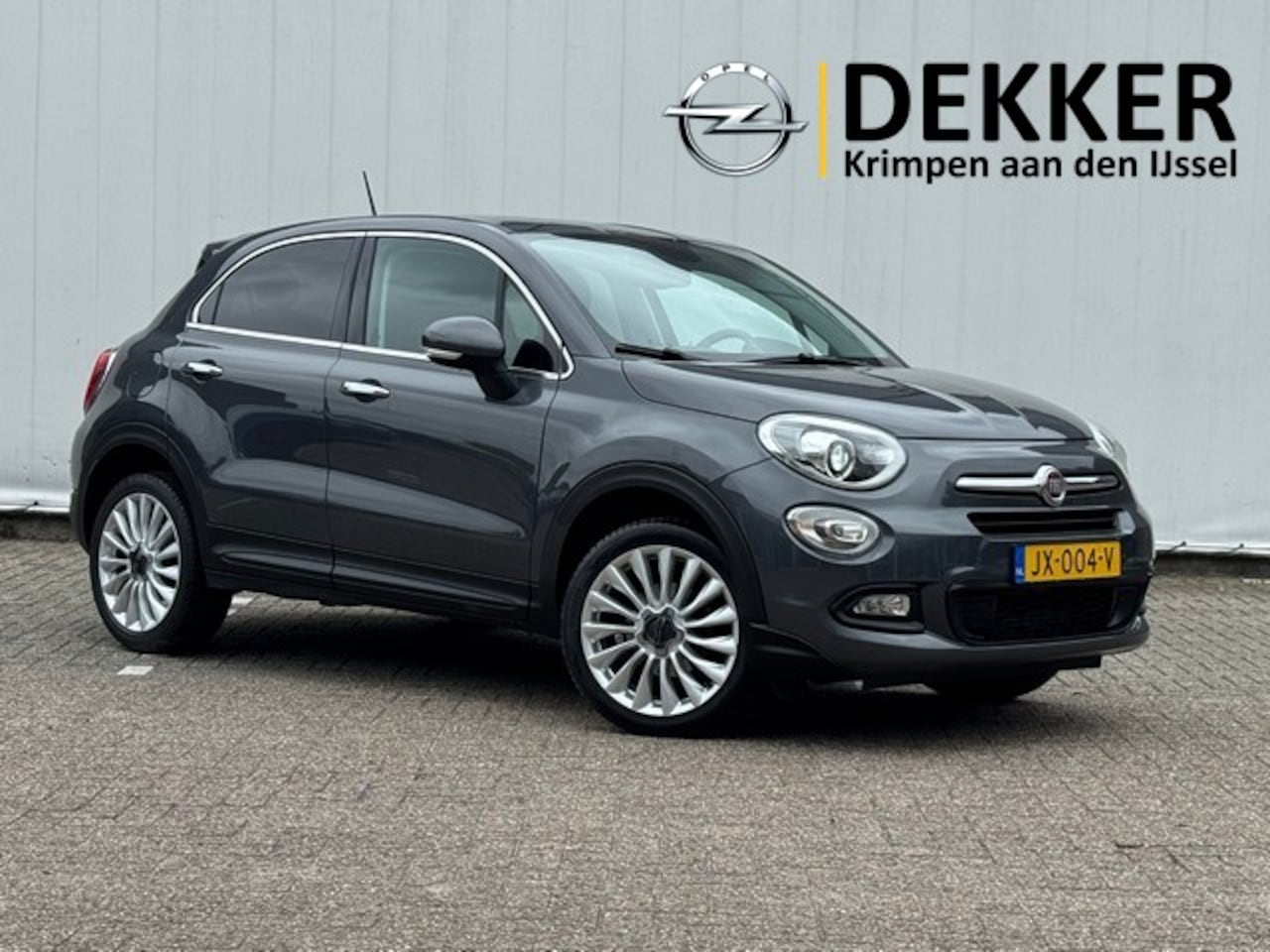 Fiat 500 X - 1.4 Turbo MultiAir Lounge met Navigatie, 18inch Velgen, Half Leer - AutoWereld.nl