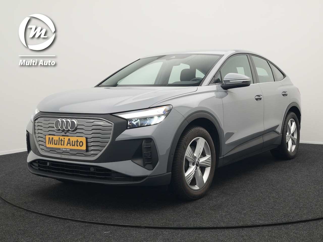 Audi Q4 Sportback e-tron - 35 Edition 55 kWh 170pk Dealer O.H INCL BTW | Adaptive Cruise | Camera | Verwarmde Stoelen - AutoWereld.nl