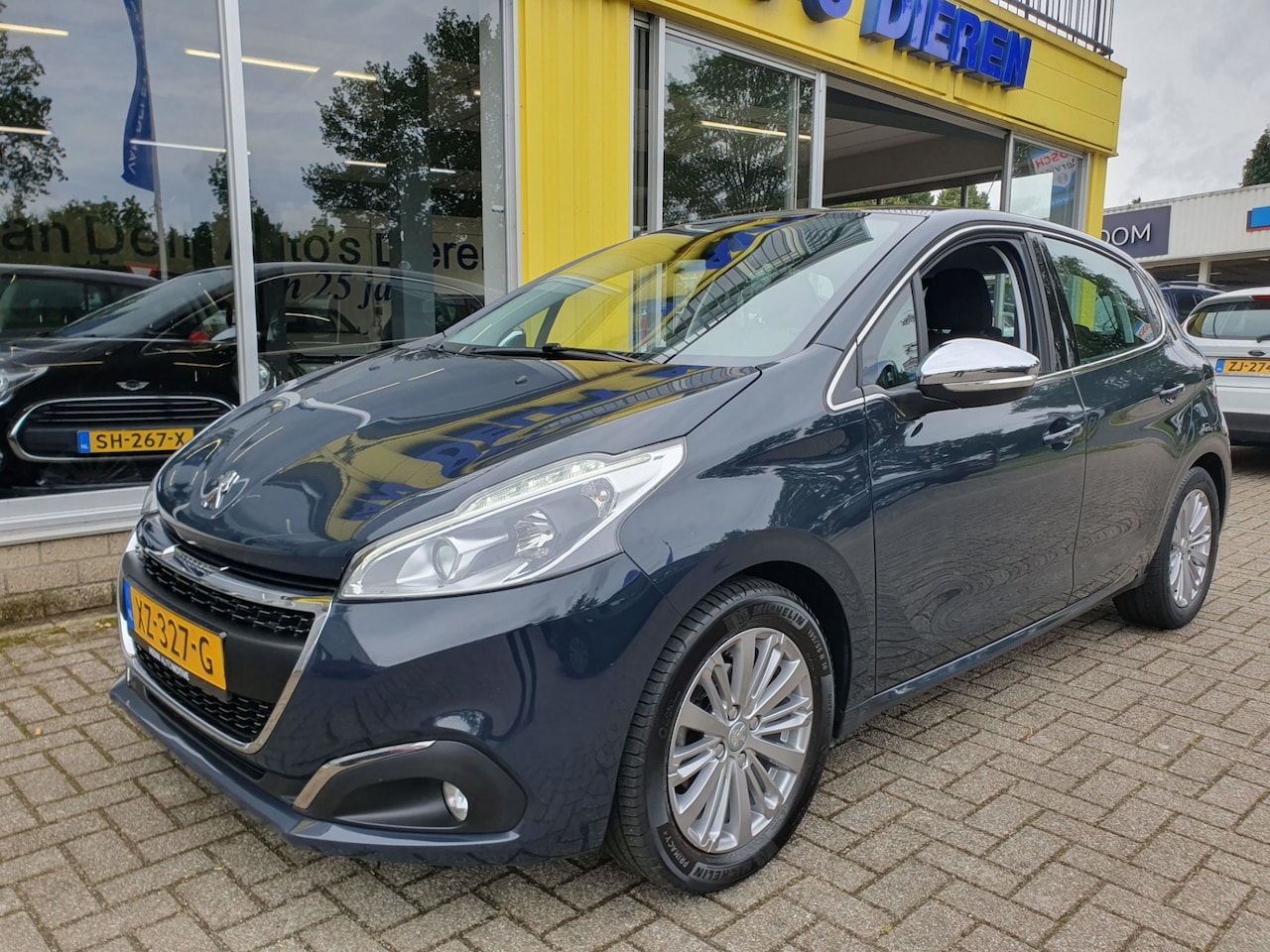 Peugeot 208 - 1.2 PureTech Blue Lease Allure 1.2 PureTech Blue Lease Allure - AutoWereld.nl