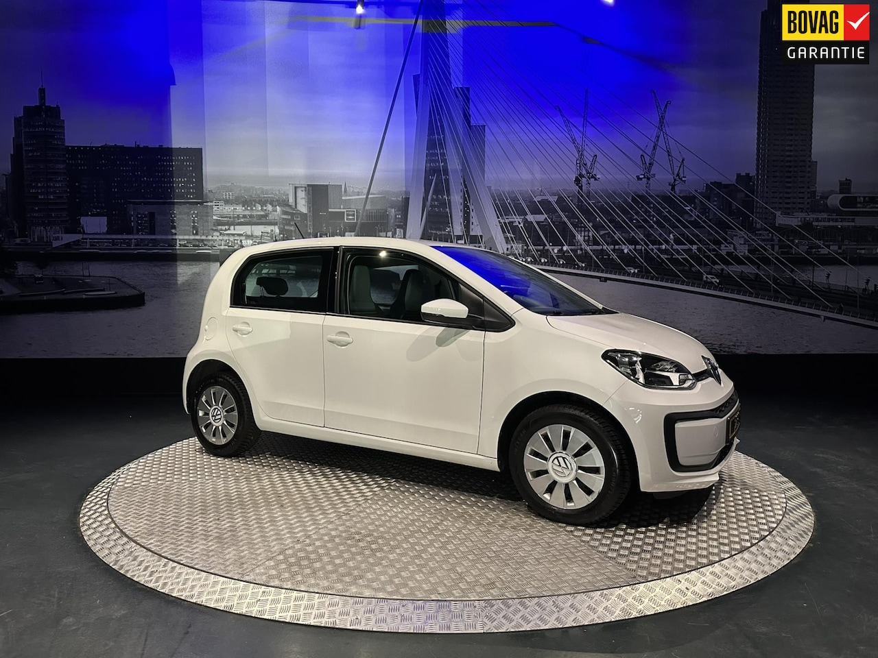 Volkswagen Up! - 1.0 BMT move up! *Camera*PDC*Cruise* - AutoWereld.nl