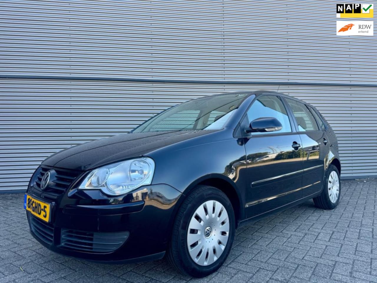 Volkswagen Polo - 1.4-16V Comfortline 1.4-16V Comfortline - AutoWereld.nl