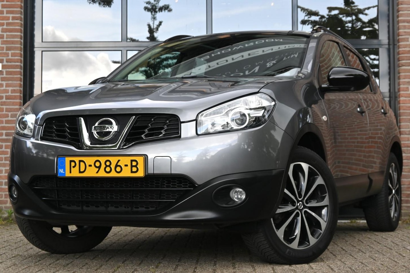 Nissan Qashqai - 1.6 360 Panorama Camera Trekhaak Cruise DEALERAUTO '13 - AutoWereld.nl