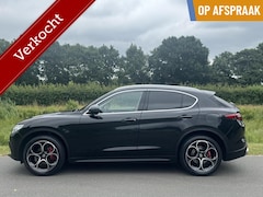 Alfa Romeo Stelvio - 2.0 T Q4 Luxery, 320pk, 20", Pano, vol
