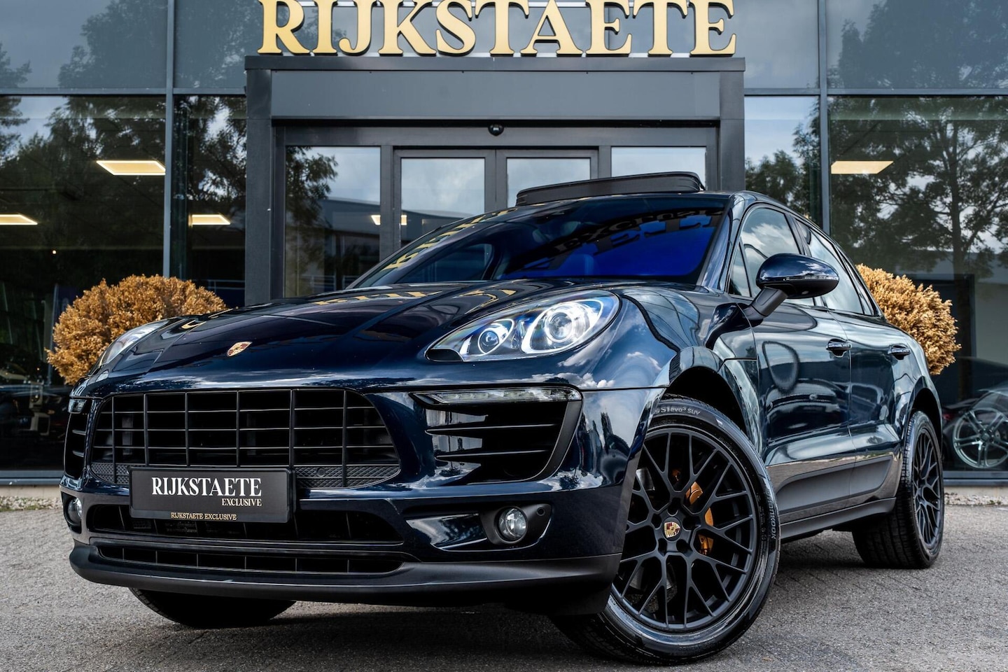 Porsche Macan - 2.0|PANO|20''|MEMORY|LEDER|CRUISE|NAVI|PDC - AutoWereld.nl