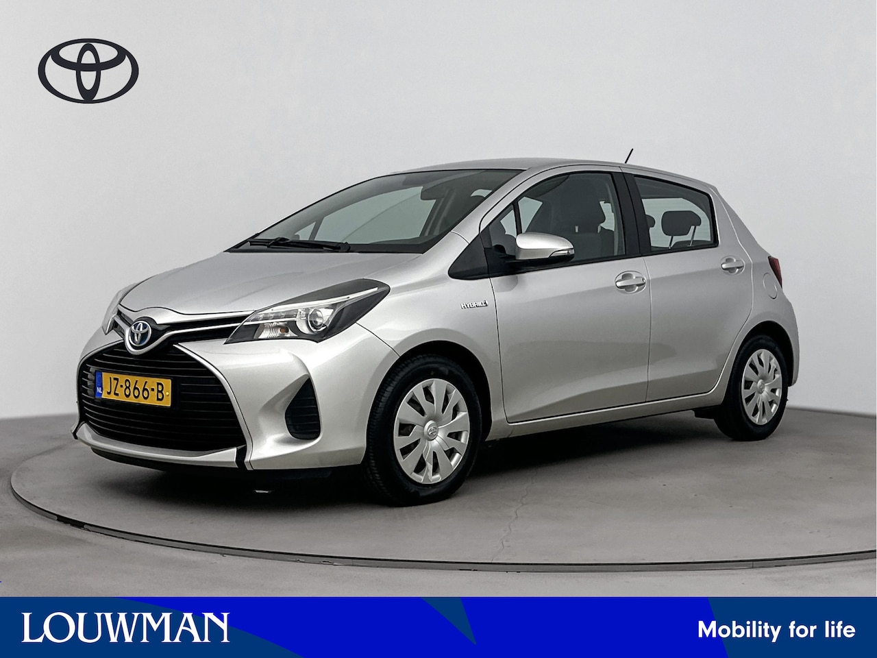 Toyota Yaris - 1.5 Hybrid Aspiration | Cruise Control | Climate Control | Parkeercamera | Metaallak | APK - AutoWereld.nl