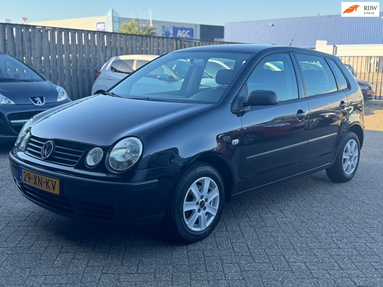 Volkswagen Polo - 1.2-12V Sportline Airco APK 5-Drs - AutoWereld.nl
