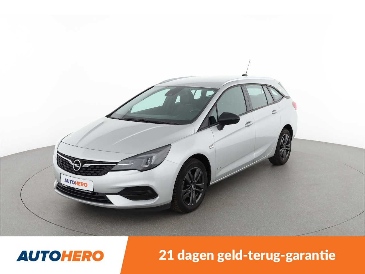 Opel Astra Sports Tourer - 1.2 Blitz Elegance | MK83076 | - AutoWereld.nl