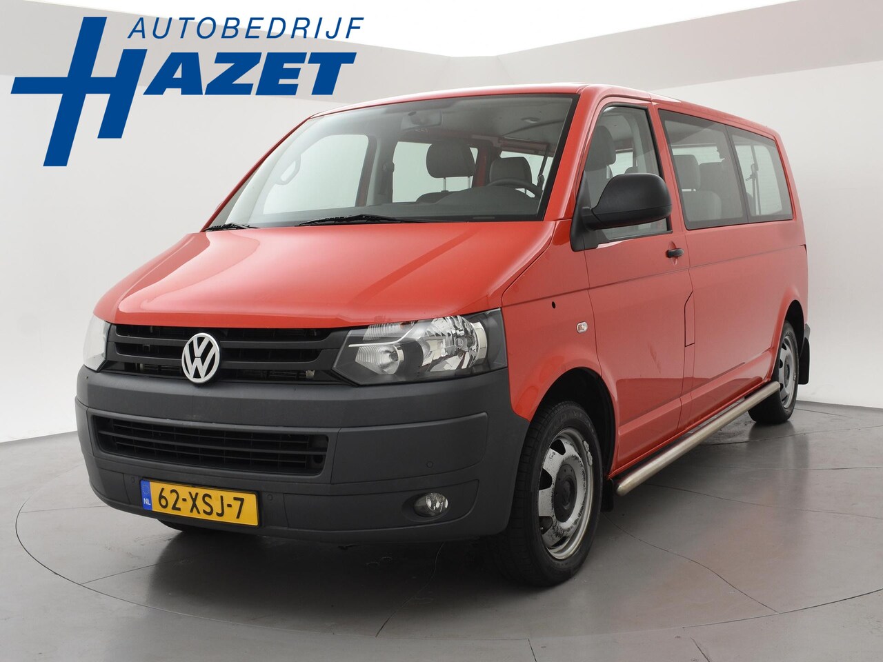 Volkswagen Transporter Kombi - 2.0 TDI L2H1 4MOTION 8-PERSOONS *1e EIGENAAR* + CRUISE CONTROL | AIRCO | TREKHAAK - AutoWereld.nl