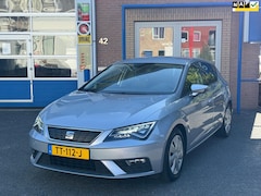 SEAT Leon - 1.0 EcoTSI Style | NL. auto| Cruise control | Navigatie | Parkeersensoren voor en achter |