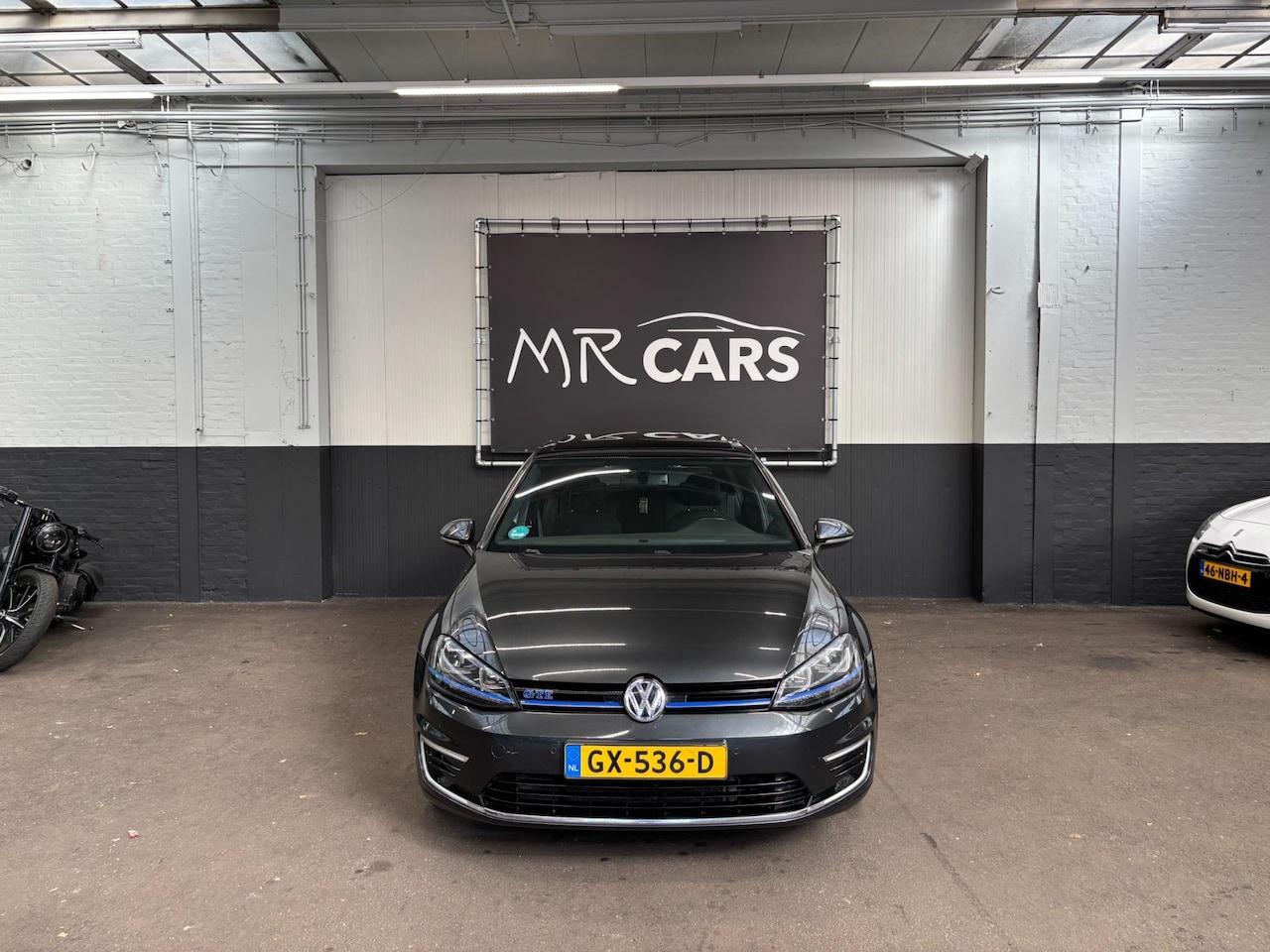 Volkswagen Golf - 1.4 TSI GTE Panodak/Navi/Airco - AutoWereld.nl