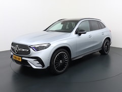 Mercedes-Benz GLC-klasse - 300e 4MATIC AMG // 20 inch //360 Camera // Panoramadak // Memory // Nightpakket