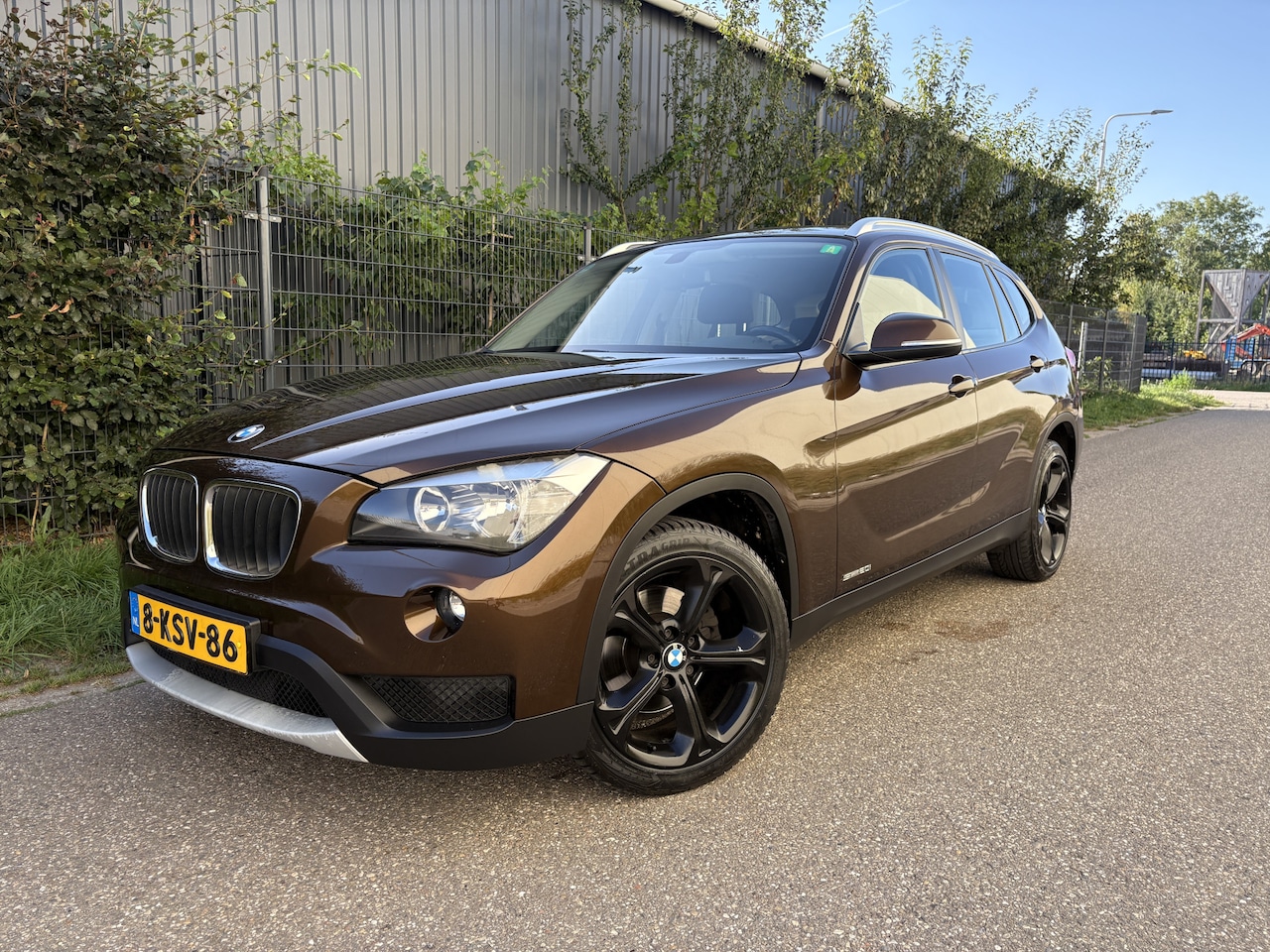 BMW X1 - sDrive20i Executive / AUTOMAAT / NAVI / CRUISE - AutoWereld.nl