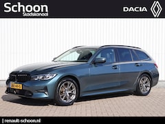 BMW 3-serie Touring - 320i High Executive | Adap. Cruise | Stoelverwarming | Elek. Trekhaak | Halfleder | Camera