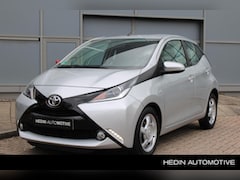 Toyota Aygo - 1.0 VVT-i x | 5-deurs | Airconditioning | Camera | Bluetooth | Lichtmetalen velgen | Centr