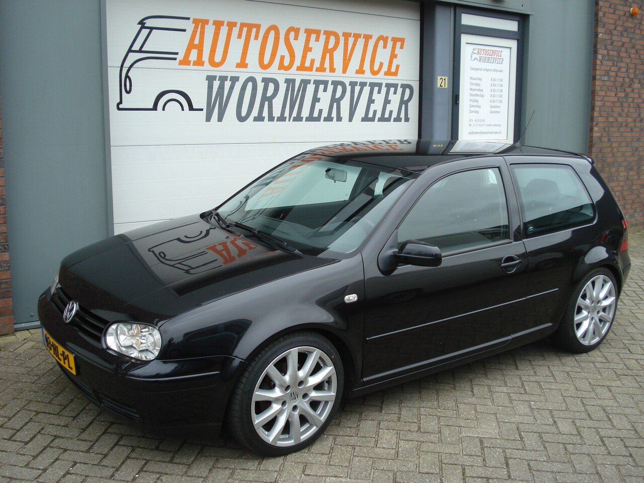 Volkswagen Golf - 2.3 V5 GTI