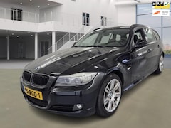 BMW 3-serie Touring - 318i Luxury Line/AIRCO/CRUISE/LEDER/NAVI/XENON/TREKHAAK