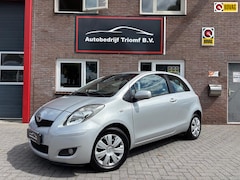 Toyota Yaris - 1.3 - 101 PK -AUTOMAAT - AIRCO - ELEKTRISCH PAKKET