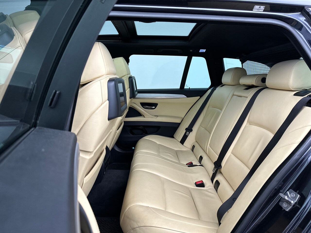 BMW 5-serie Touring - 535xd High Executive | Individual | M Sport | Panoramadak