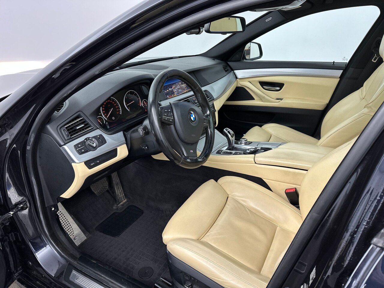 BMW 5-serie Touring - 535xd High Executive | Individual | M Sport | Panoramadak