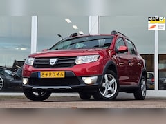 Dacia Sandero Stepway - 0.9 TCe Lauréate 2e Eigenaar Trekhaak Airco APK nieuw Mooi