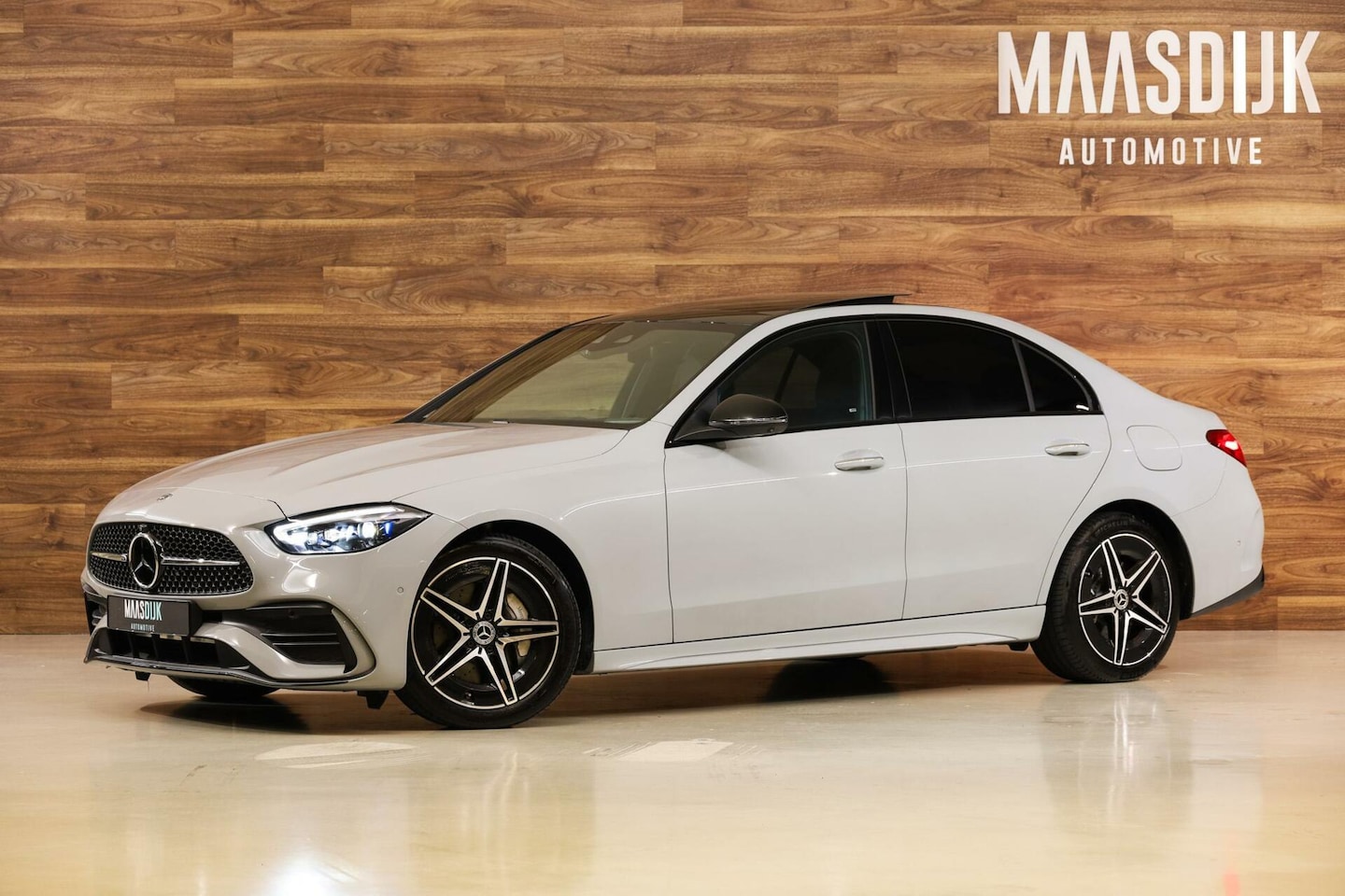 Mercedes-Benz C-klasse - 300e AMG|Premium+|Pano|HUD|Burmester|360| - AutoWereld.nl