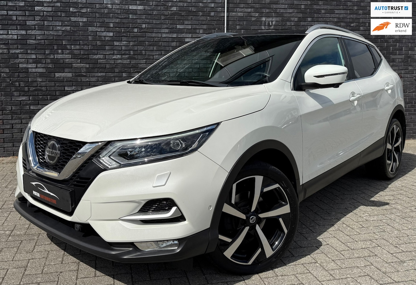 Nissan Qashqai - 1.3 DIG-T Tekna+ Camera|1500kg Trekgewicht|Panorama|Bose|Cruise|Apple Carplay - AutoWereld.nl