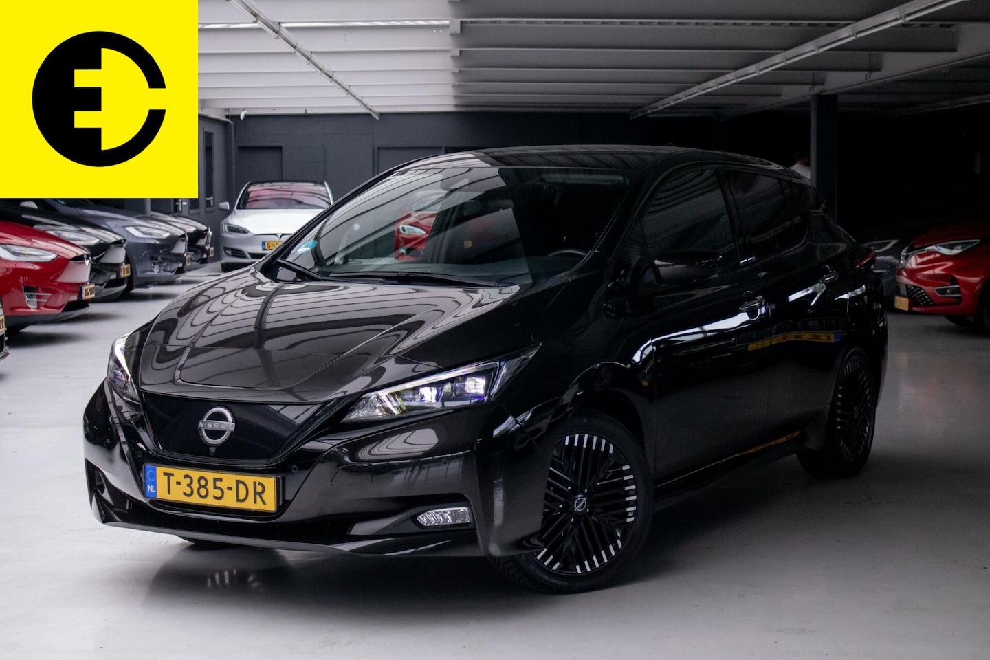 Nissan LEAF - Tekna 40 kWh | Adaptief Cruise | Stoelverwarming - AutoWereld.nl