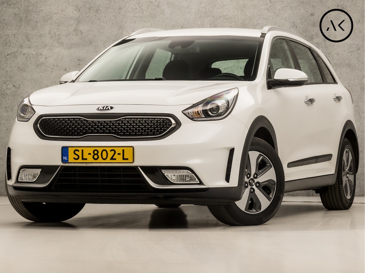 Kia Niro - 1.6 GDi Hybrid Sport 142Pk Automaat (APPLE CARPLAY, PARELMOER, NAVIGATIE, CAMERA, LEDER, S - AutoWereld.nl