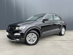 Volkswagen T-Roc - 1.5 TSI 150 PK AUTOMAAT Style 1e EIGENAAR ADAPT CRUISE LED NAVI ECC
