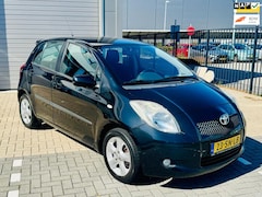 Toyota Yaris - 1.3 VVTi Luna Parkeersensoren